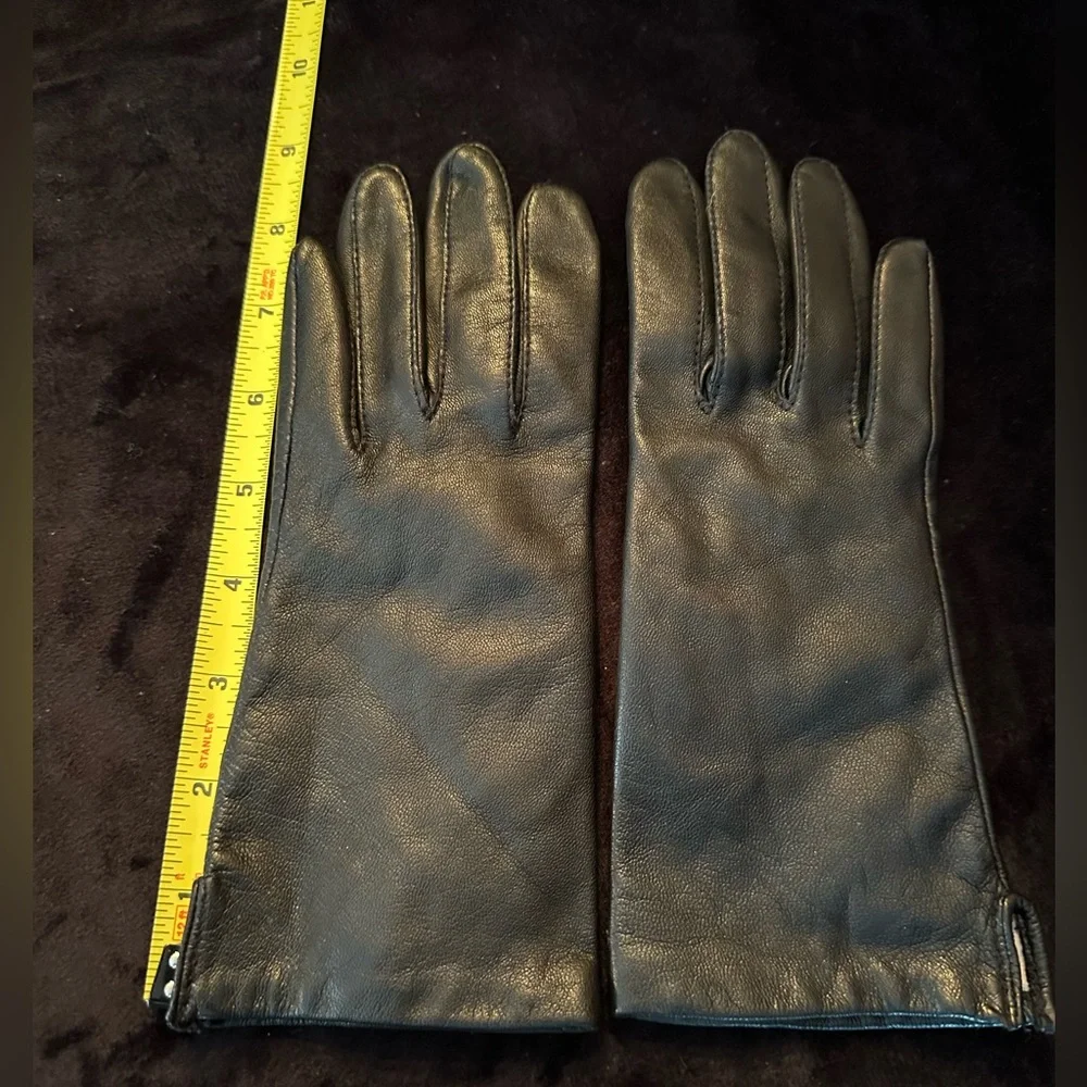 Vintage Leather Gloves. Extremely Soft Leather. Size 7